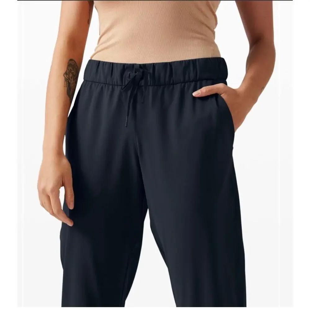 Lululemon On The Fly Crop Jogger True Navy